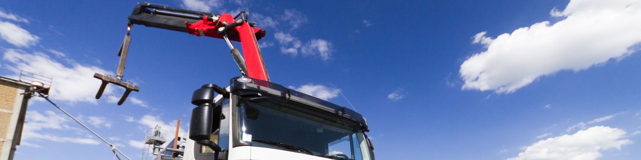 Fahrzeug- und Ladekrankurs über 300 kNm Hubmoment (Auto- und Autoladekrane)