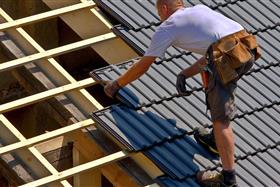 Dachdecker:in 3. Lehrjahr  Zwischenbetriebliche Lehrlingsausbildung    